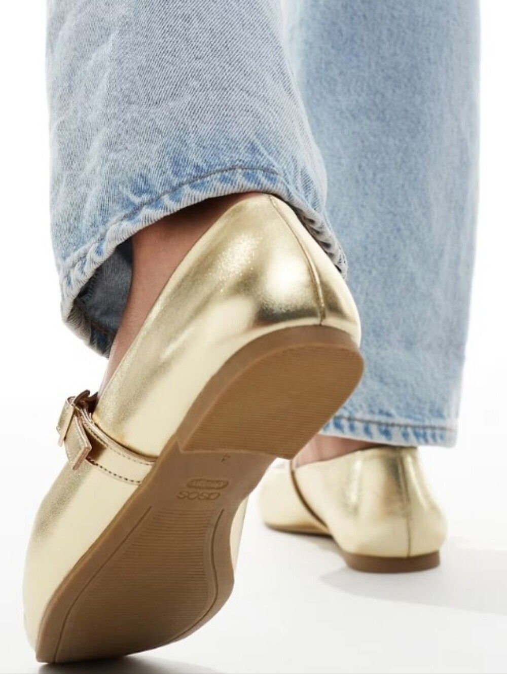 BRAND NEW STEVE MADDEN BALLET WITH STRAP CHIC GOLD MARY JANE